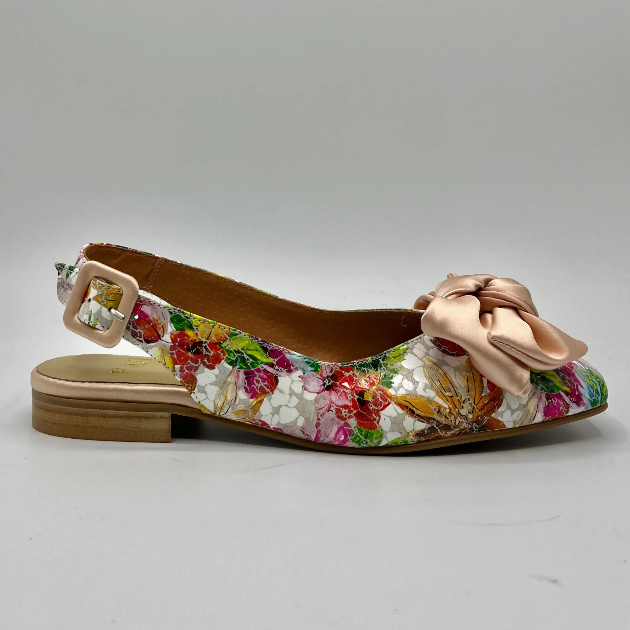 Satin Glow Folie's Thelma