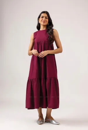 Straight-Cut Smart Edge Vin Rouge Sleeveless Wine Flared Dress