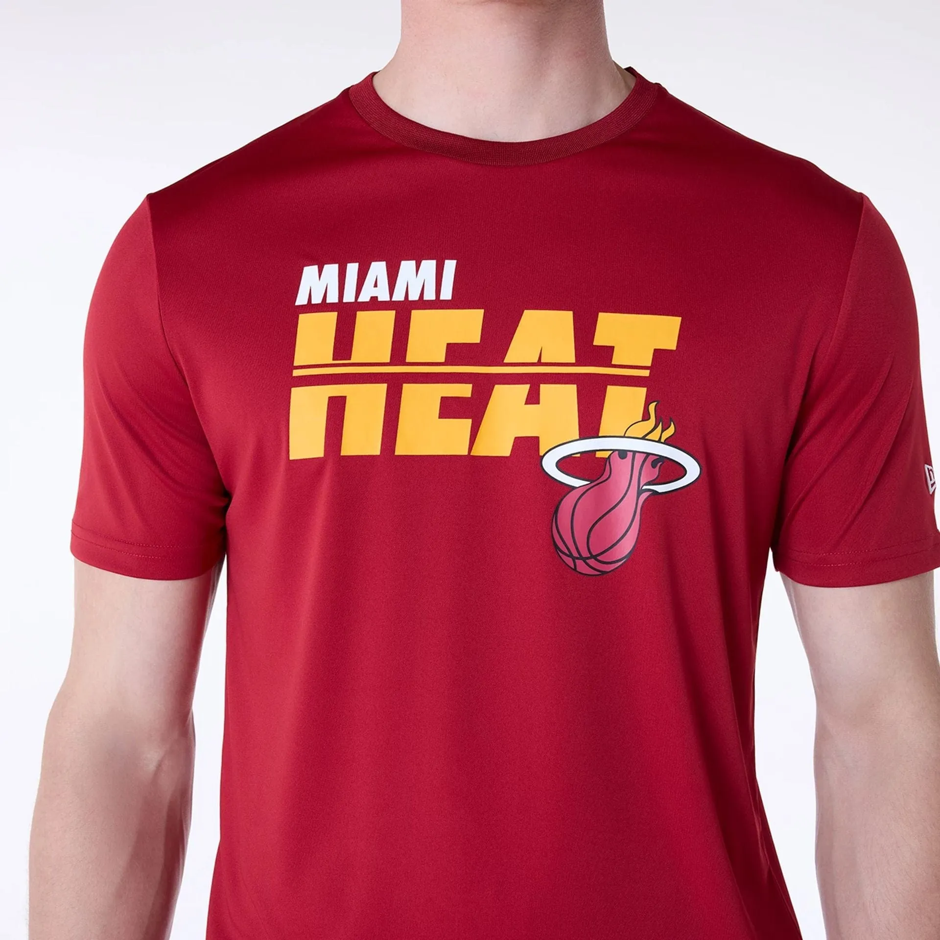 Miami Heat NBA Essentials Dark Red T-Shirt Comfortable Look Leisure Casual