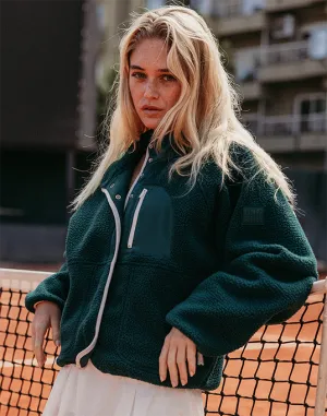 Running Errand Horizon Layer Up Jacket in Jungle Green