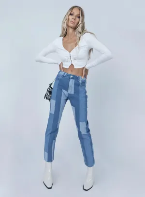 Zahra Denim Jeans Festival Outfit Urban Explorer